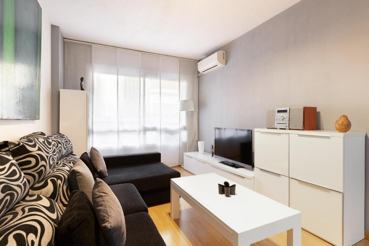 Stay U-Nique Apartments Radas II Barcellona Esterno foto