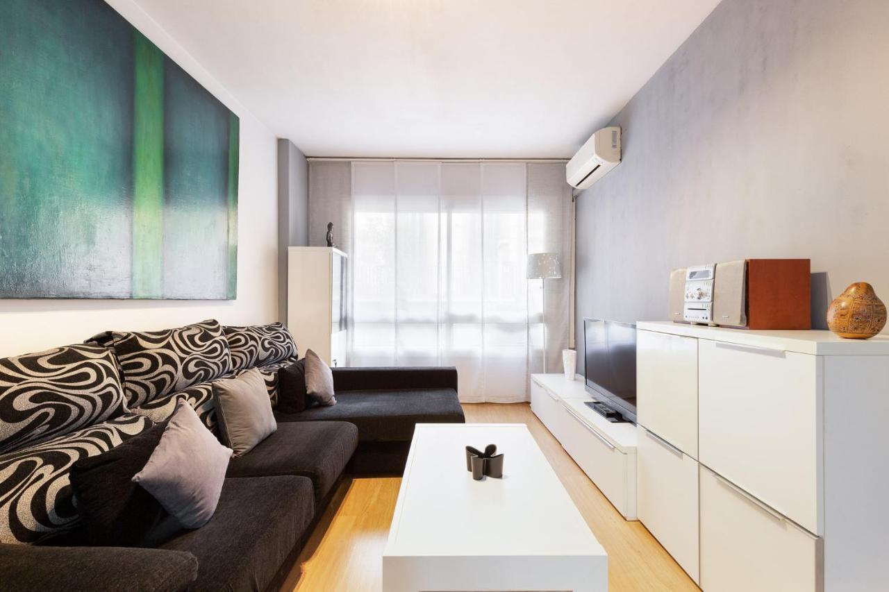 Stay U-Nique Apartments Radas II Barcellona Esterno foto